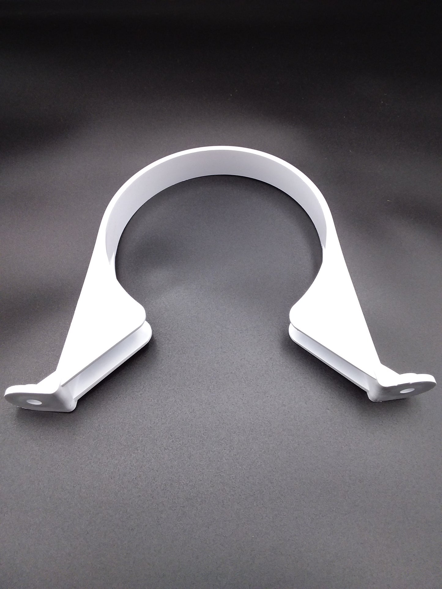 110mm white pipe clip.