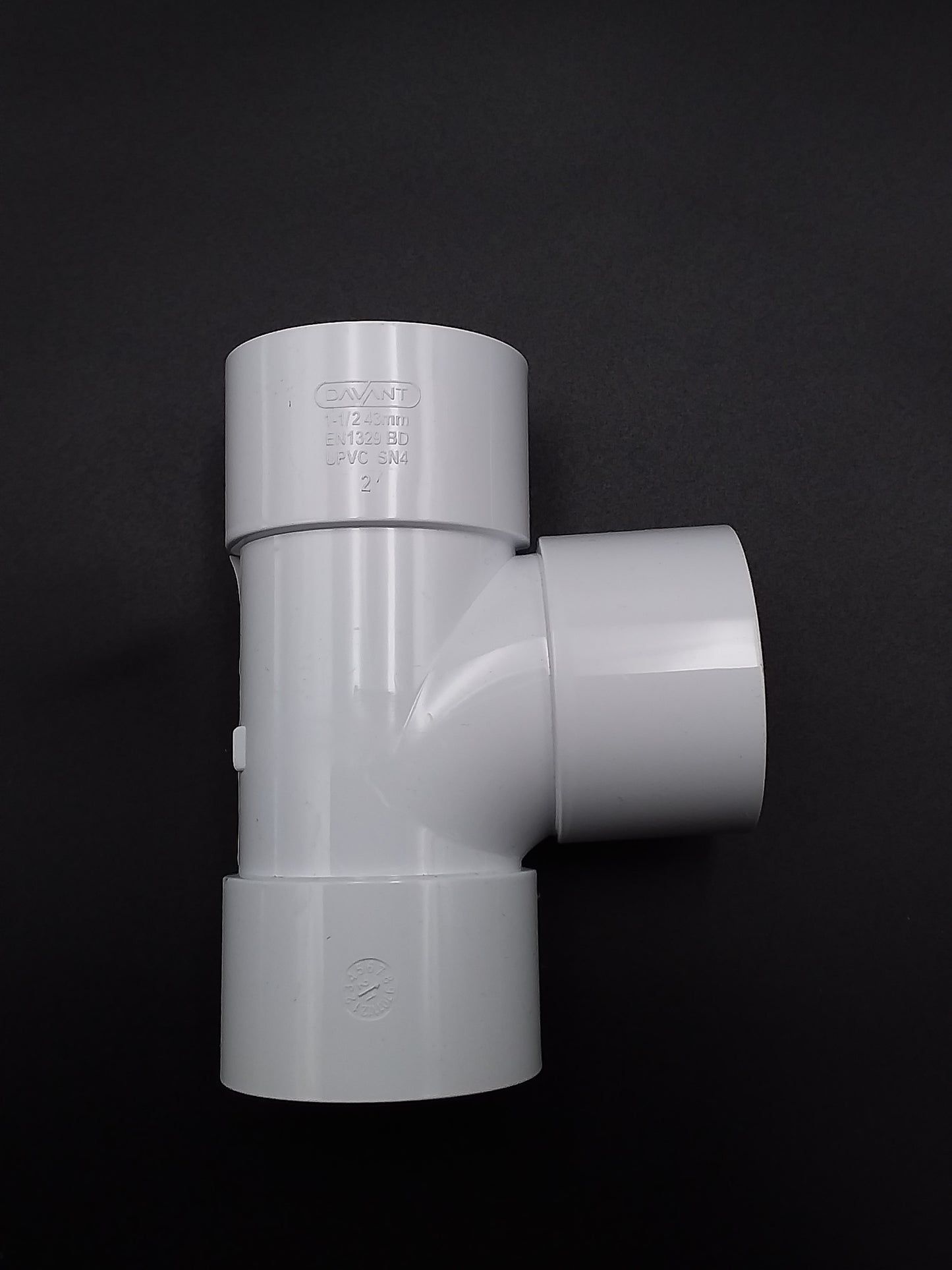 32mm s/w equal tee white qty1