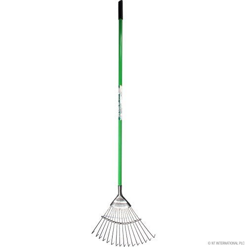 16 Teeth leaf rake with handle (Store pick-up only)