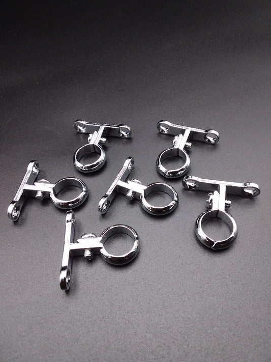 15mm Cast clip chrome qty1