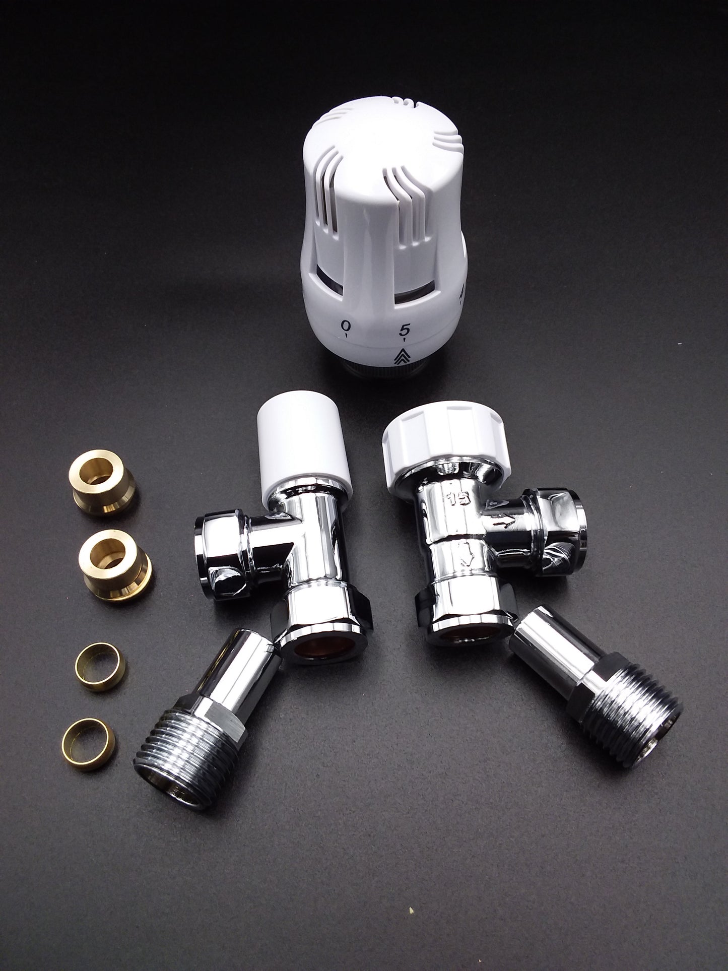 15mm TRV Angle rad valve set