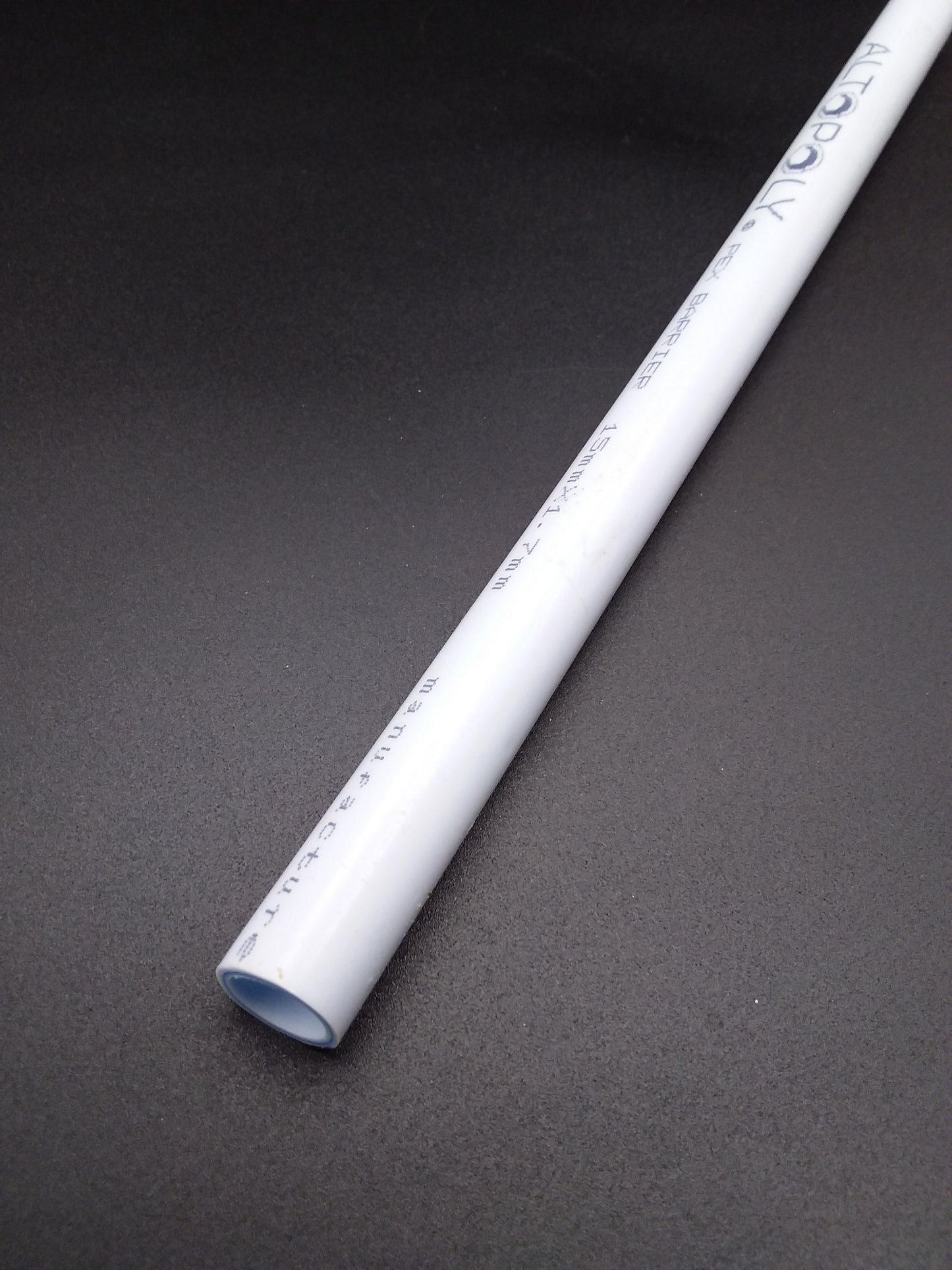 15mm x 25m P/f pipe white