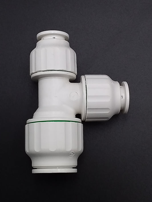 22 x 15 x 22mm p/f tee white