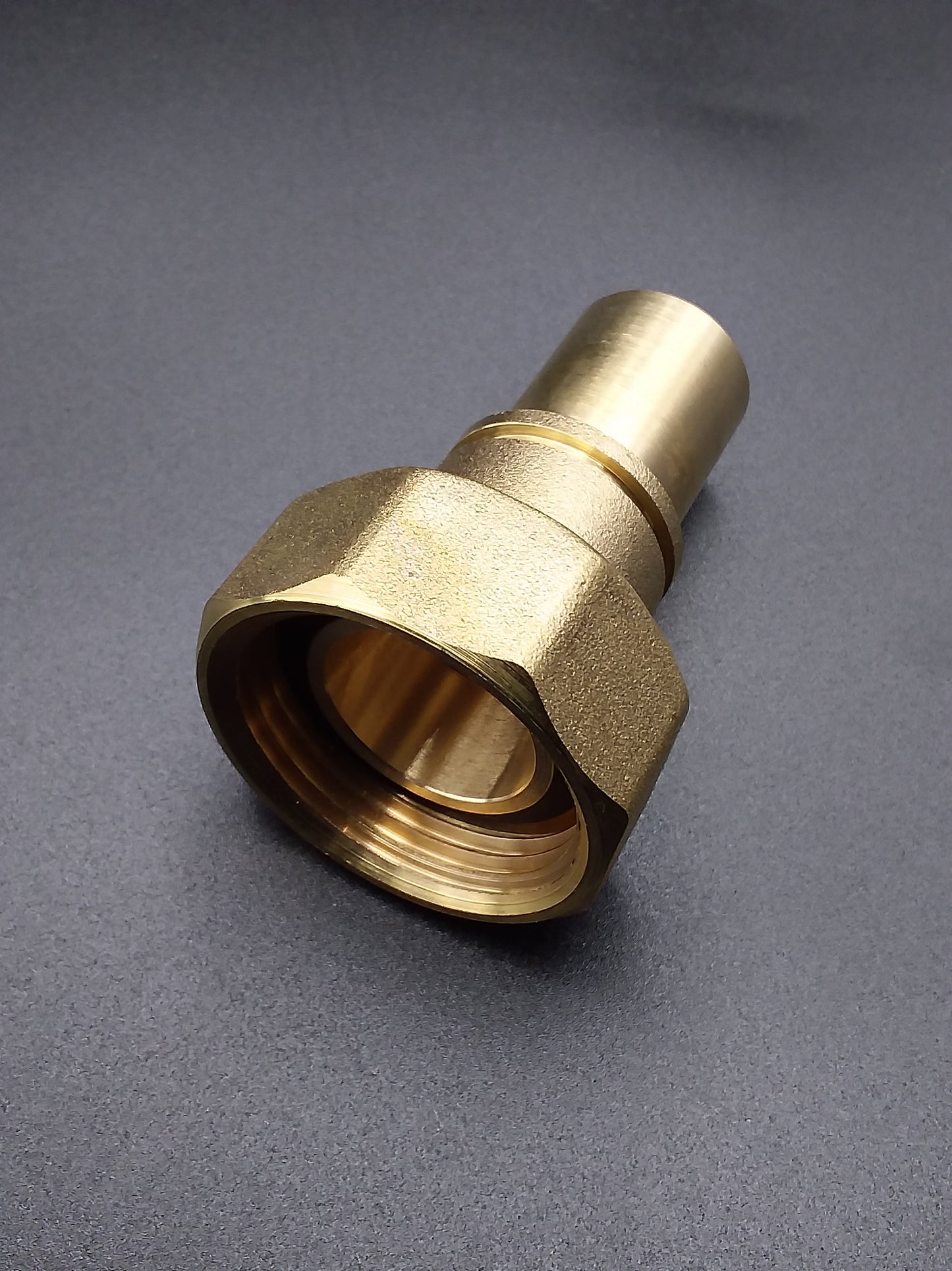 22mm Gas Meter union