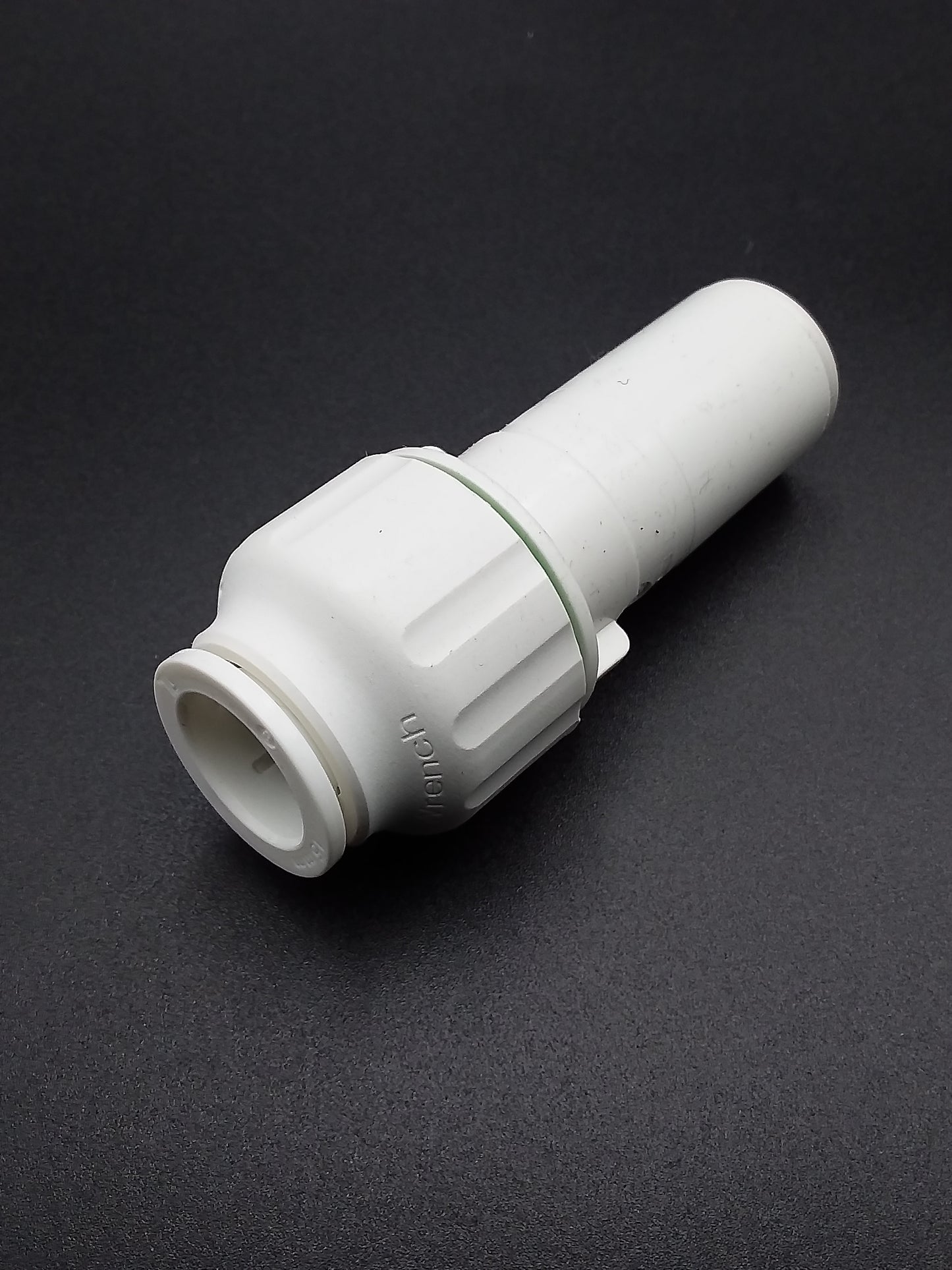 22 x 15mm P/f Stem reducer white