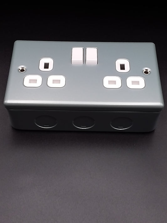 2G metal switch socket