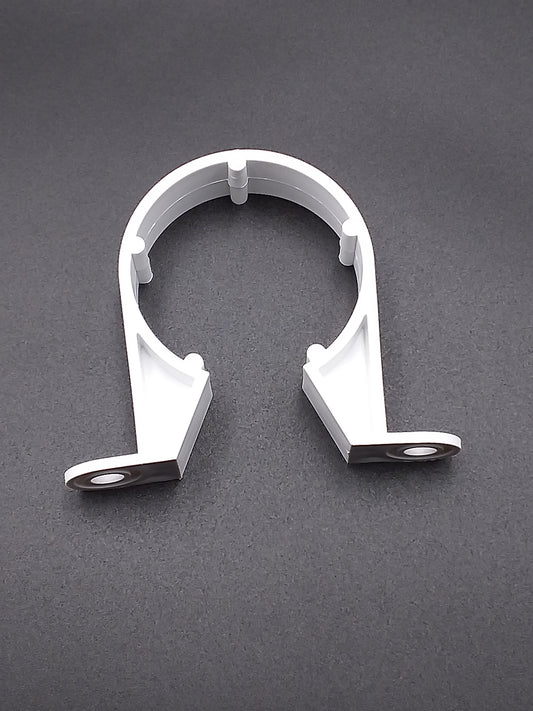 40mm pipe clips white qty1