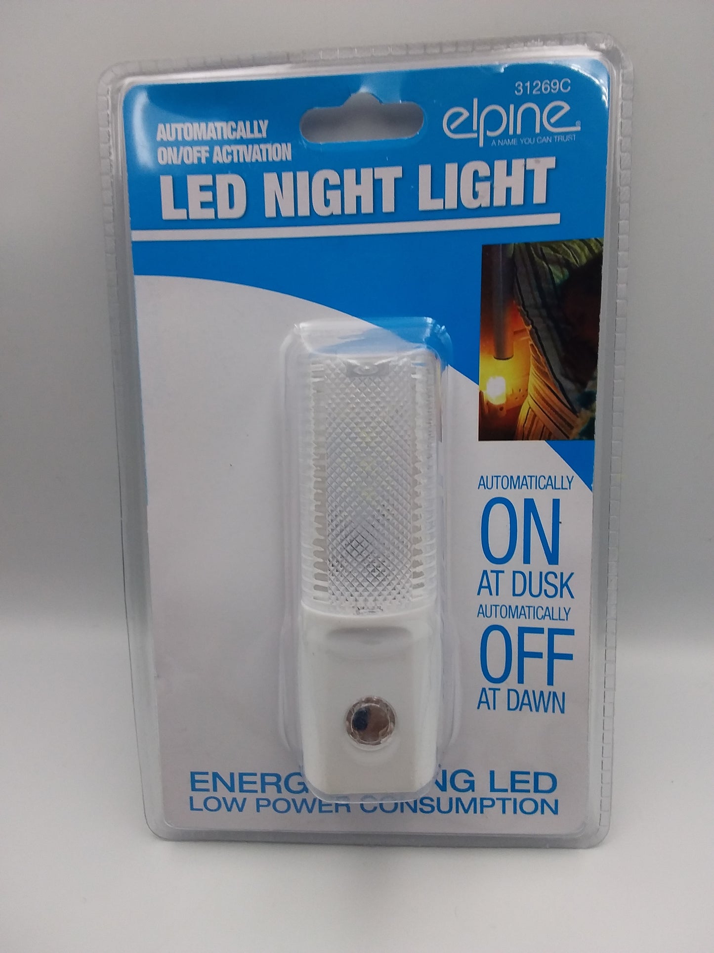 Auto on/off LED night light