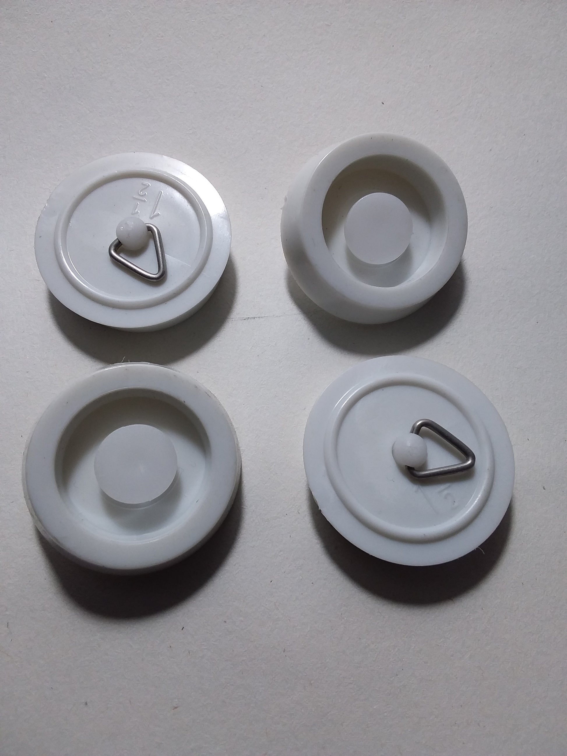 Rubber basin plug