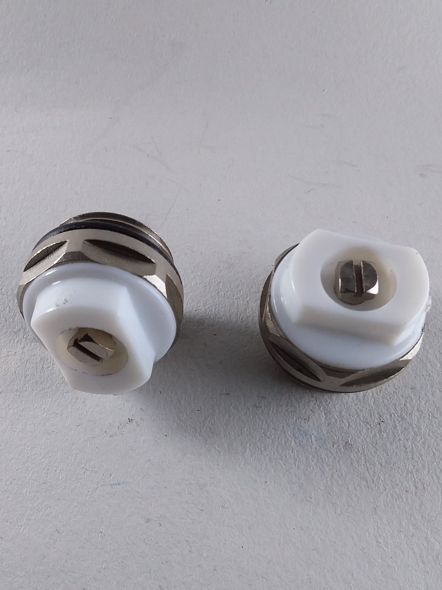 1/2' Rad air vent chrome qty1