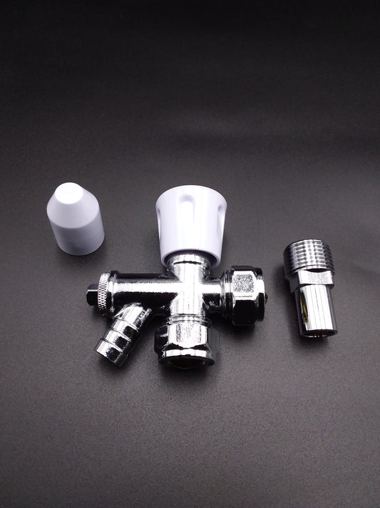 15mm x 1/2" Radiator Valve with attached drain off valve.