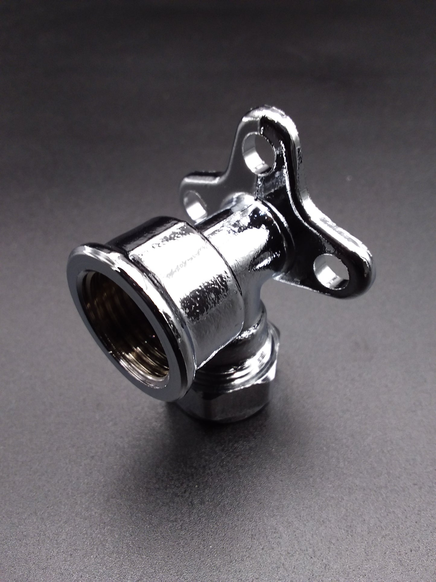 15mm x 1/2" Wall plate chrome
